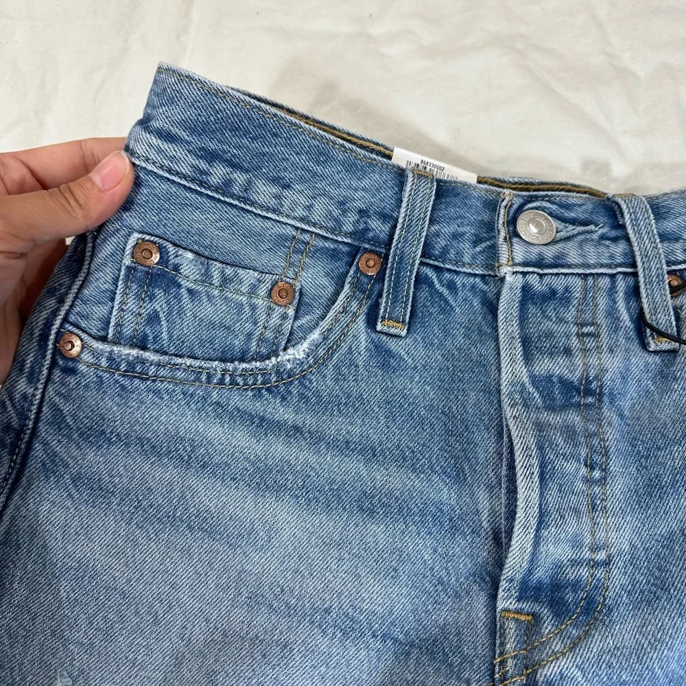 LEVI'S LUXOR STREET 501 MID THIGH SHORTS